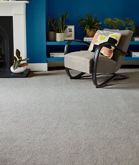 Abingdon-Flooring-Aristocat-Mercury-Blue-walls-1.jpg